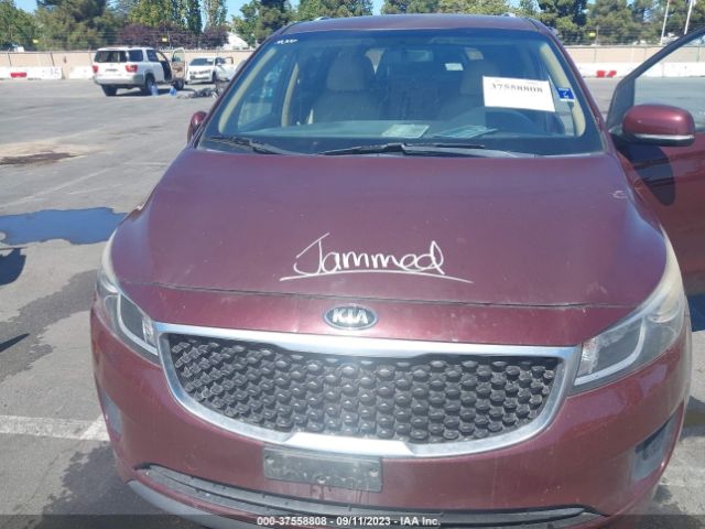 KNDMB5C10F6025709 KIA SEDONA LX