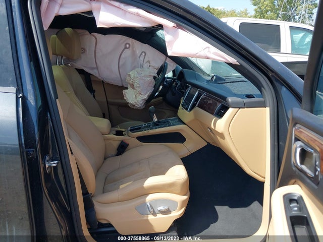 2017 PORSCHE MACAN WP1AA2A58HLB07328 Photo 4