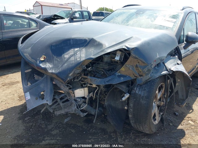 2017 PORSCHE MACAN WP1AA2A58HLB07328 Photo 5