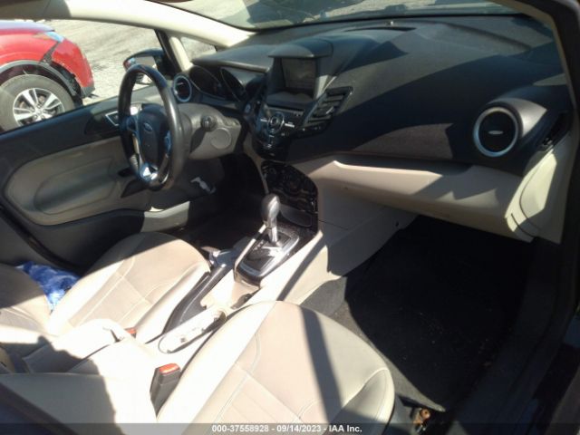3FADP4FJ7HM139190 Ford Fiesta Titanium