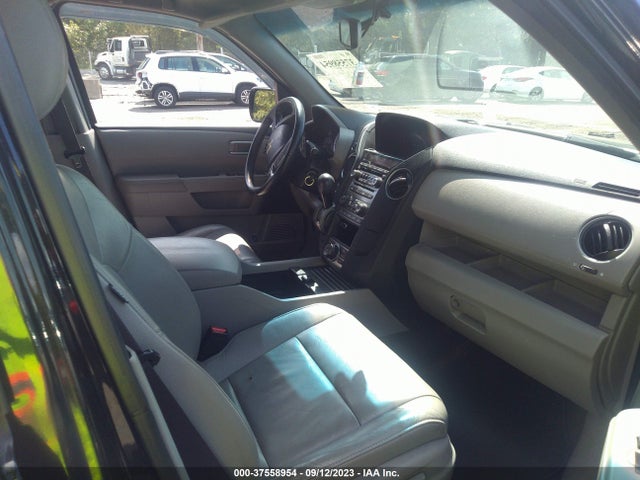 2013 HONDA PILOT TOURING VIN: 5FNYF4H96DB030509
