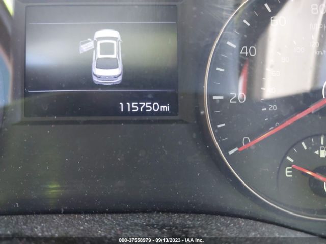 KNALC4J11H5047309 KIA Cadenza Premium