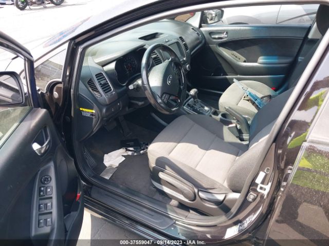 3KPFL4A75JE210817 KIA FORTE S