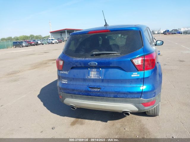 1FMCU9GDXKUA63340 Ford ESCAPE SE