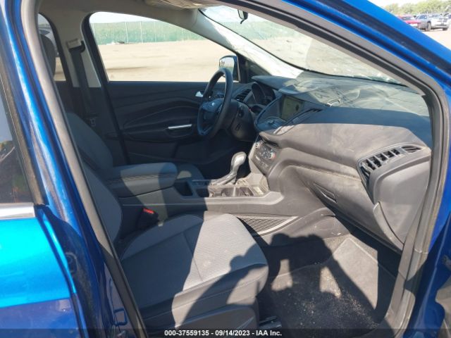 1FMCU9GDXKUA63340 Ford ESCAPE SE