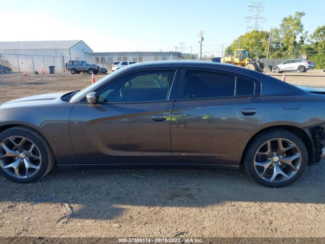 2C3CDXHG1GH155601 Dodge Charger Sxt