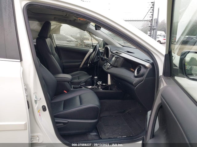 Toyota Rav4 Limited 2016 JTMDFREV5GJ090467 Image 5