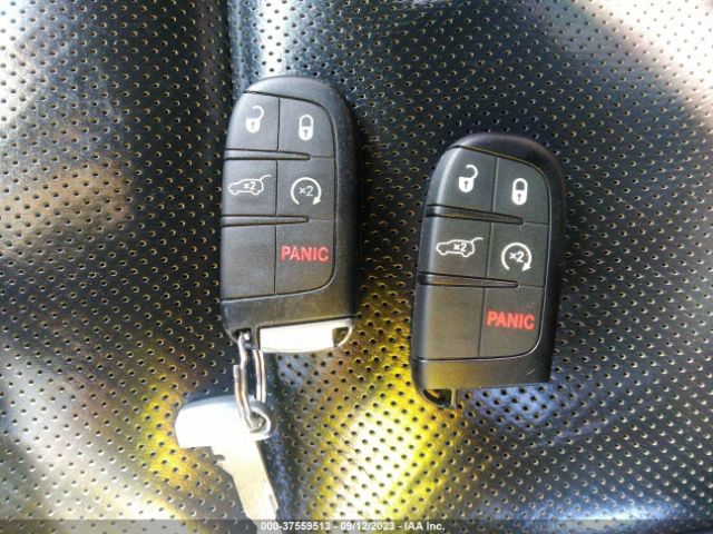 1C4RJFCG2FC664243 Jeep Grand Cherokee Overland
