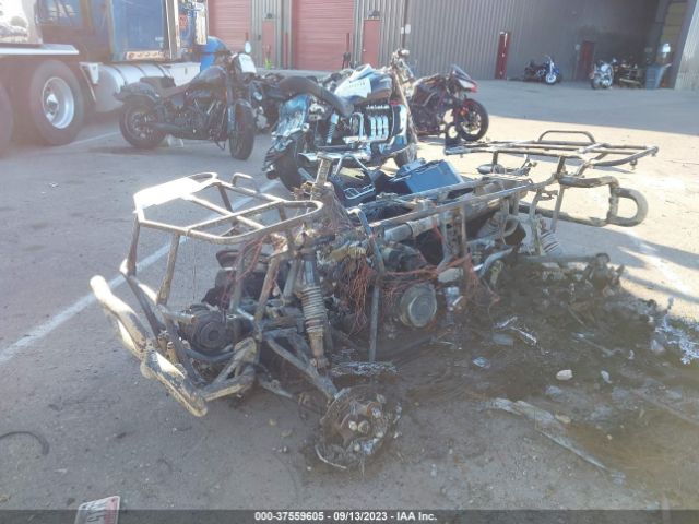 2005 SUZUKI LT-A700 JSAAP41A552106559 Photo 1