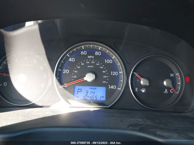 2010 HYUNDAI SANTA FE GLS VIN: 5NMSGDAB7AH409092