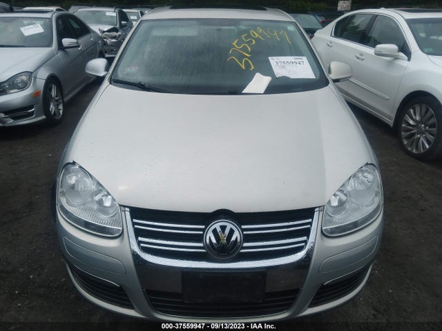 2010 VOLKSWAGEN JETTA SEDAN LIMITED VIN: 3VWRZ7AJXAM157107