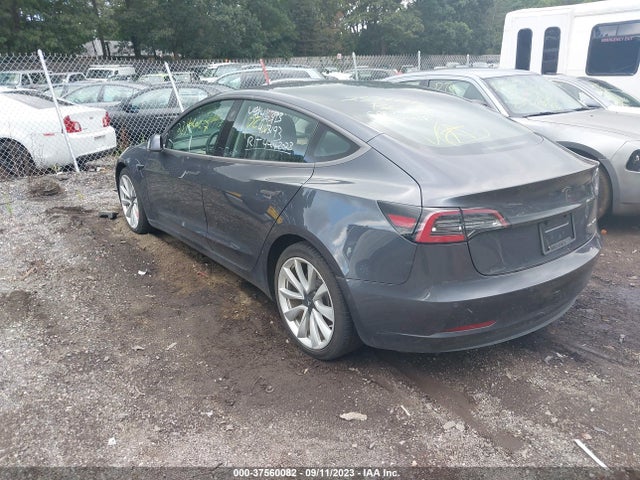 2018 TESLA MODEL 3 5YJ3E1EB8JF068838 Photo 2