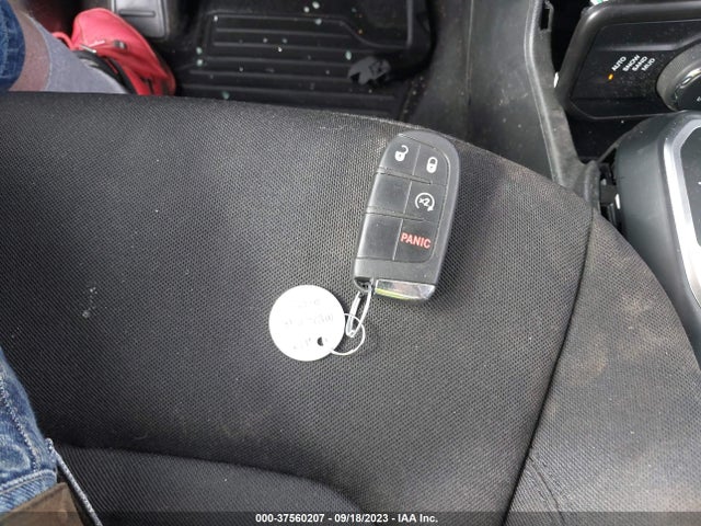 Jeep Renegade Latitude 2018 ZACCJBBBXJPJ03049 Image 11