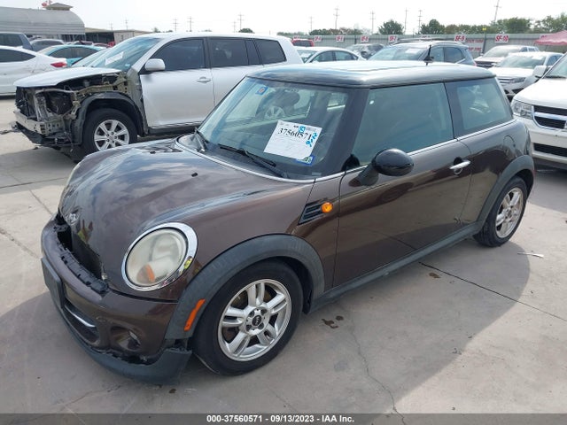 2011 MINI COOPER WMWSU3C52BT092085 Photo 1