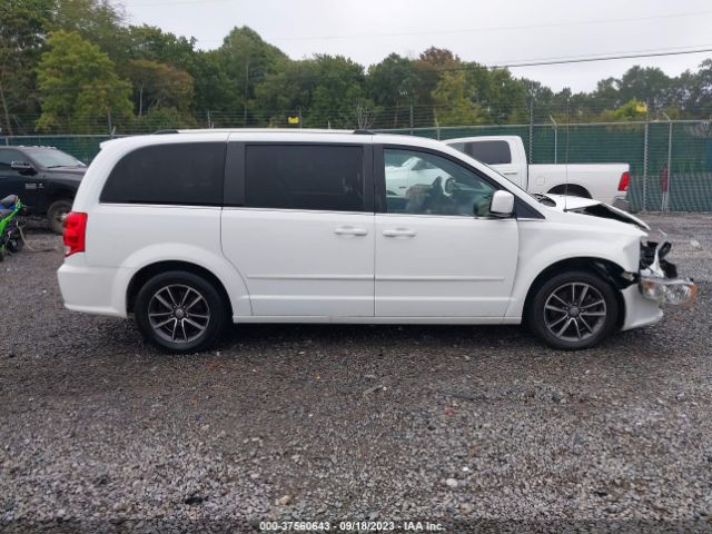 2C4RDGCG9HR690135 Dodge Grand Caravan Sxt