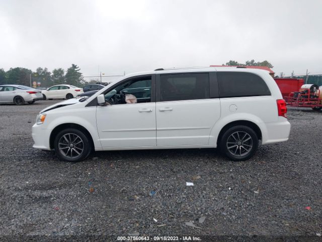 2C4RDGCG9HR690135 Dodge Grand Caravan Sxt
