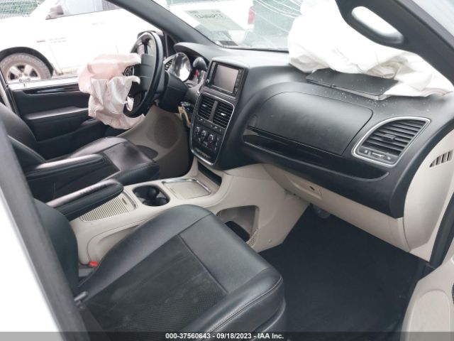 2C4RDGCG9HR690135 Dodge Grand Caravan Sxt