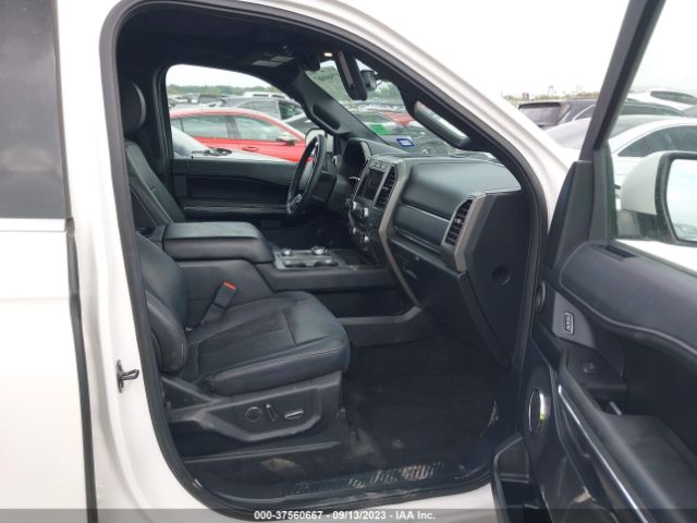 1FMJU1JT4JEA17150 Ford Expedition Xlt