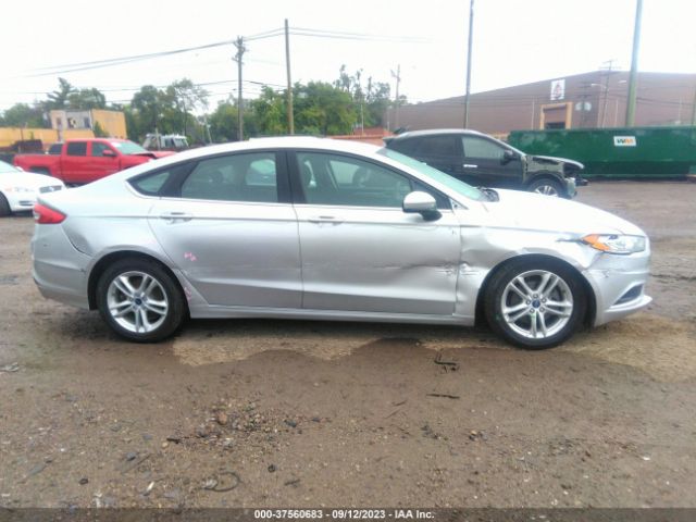 3FA6P0H76JR185394 Ford FUSION SE