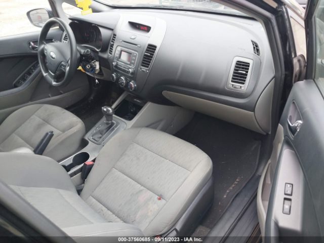 KNAFK4A69F5415793 KIA FORTE LX