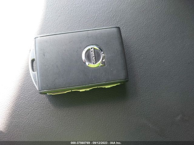2022 VOLVO XC90 YV4A221L2N1828214 Photo 10