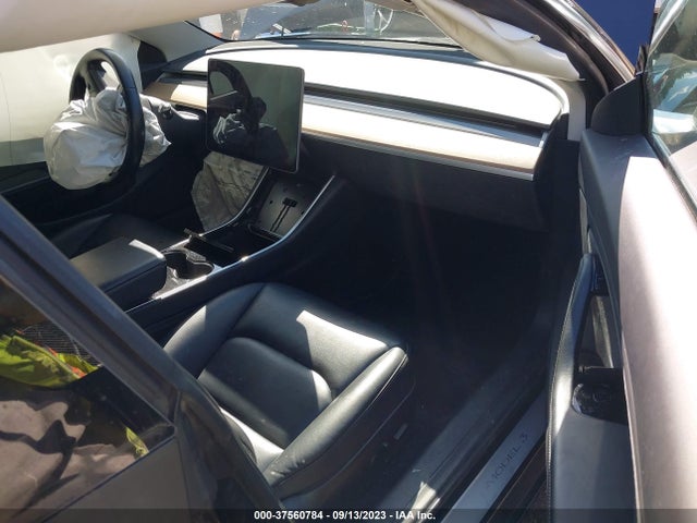 2018 Tesla 3, VIN: 5YJ3E1EB4JF103309