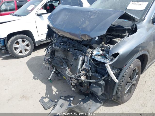 KNMAT2MV8GP657501 Nissan ROGUE SV