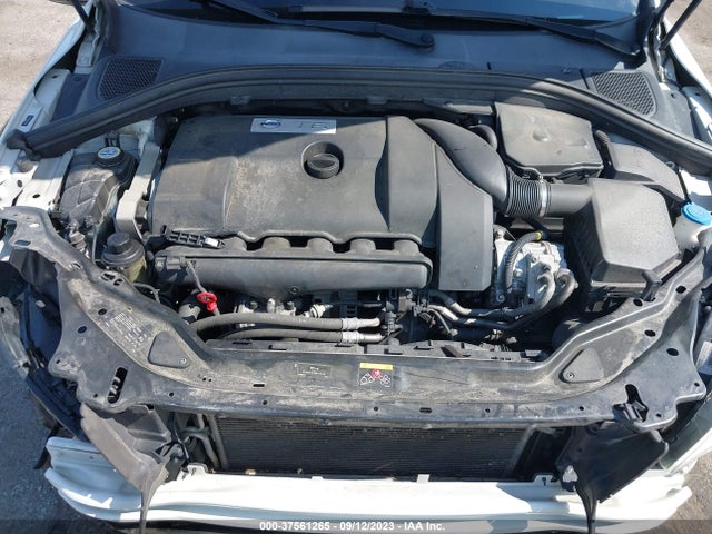 2011 VOLVO XC60 3.0T VIN: YV4902DZ7B2151983