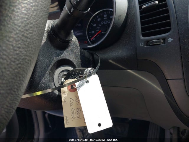 KIA FORTE LX 2017 3KPFK4A71HE087630 Image 11