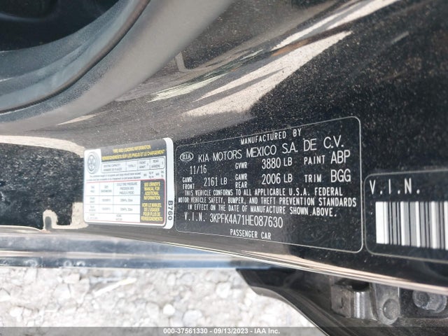 KIA FORTE LX 2017 3KPFK4A71HE087630 Image 9