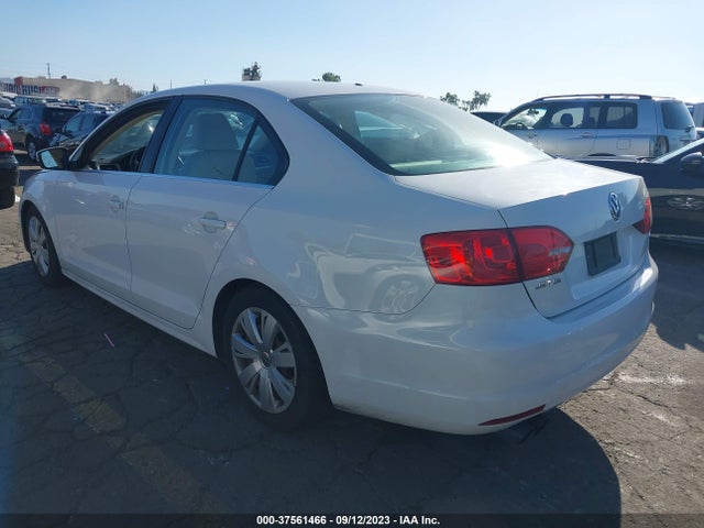 2013 VOLKSWAGEN JETTA SEDAN SE VIN: 3VWDP7AJ8DM450976