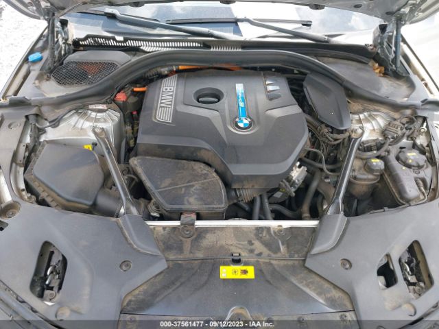 WBAJA9C52JB034134 BMW 5 Series 530e Iperformance