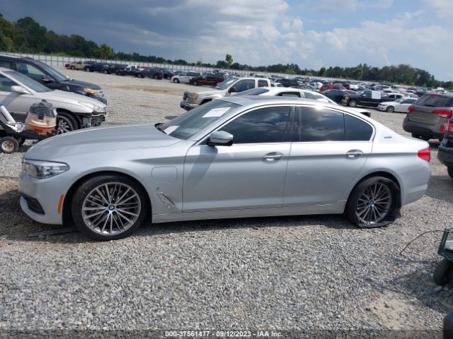 WBAJA9C52JB034134 BMW 5 Series 530e Iperformance