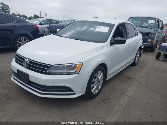 3VWD17AJ1FM313673 Volkswagen Jetta Sedan 1.8t Se