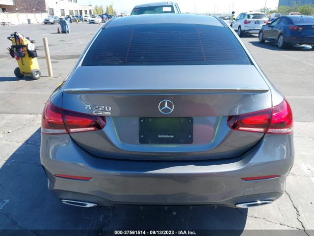 W1K3G4EB0LJ211939 Mercedes-Benz A-class A 220