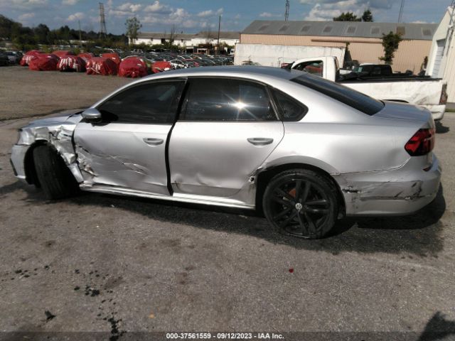 1VWAA7A34JC028836 Volkswagen Passat 2.0t R-line/2.0t S