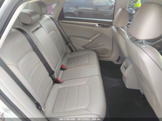 1VWAA7A34JC028836 Volkswagen Passat 2.0t R-line/2.0t S