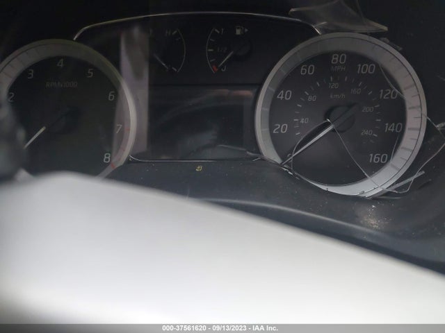 2013 NISSAN SENTRA SL VIN: 3N1AB7AP2DL652620