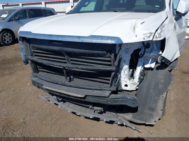 1GKS1GKD0NR188265 GMC Yukon Xl Slt