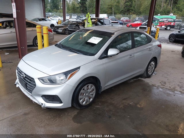Hyundai ACCENT SE 2018 3KPC24A30JE017719 Image 2