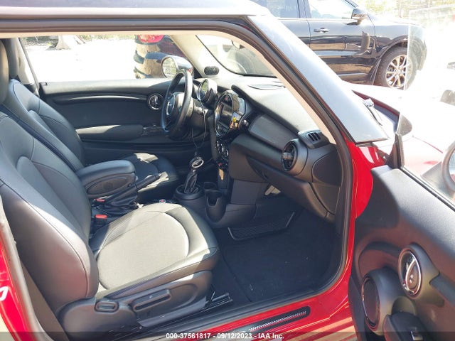 2018 Mini Hardtop, VIN: WMWXP5C56J2G62444