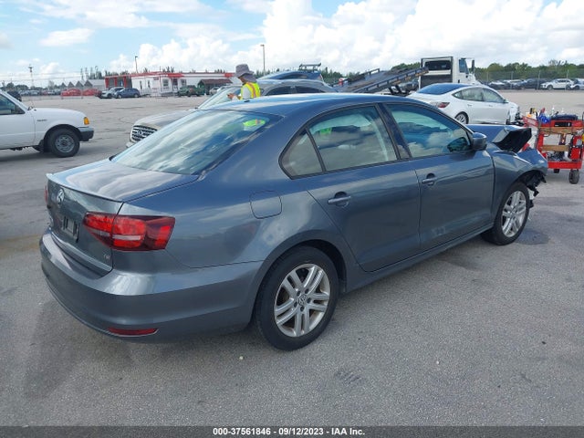 3VW2B7AJ8JM263190 Volkswagen Jetta 1.4t S