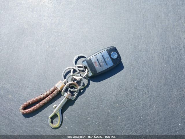 KNAFZ4A83E5104730 KIA FORTE EX