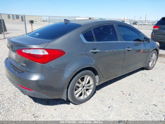 KNAFZ4A83E5104730 KIA FORTE EX