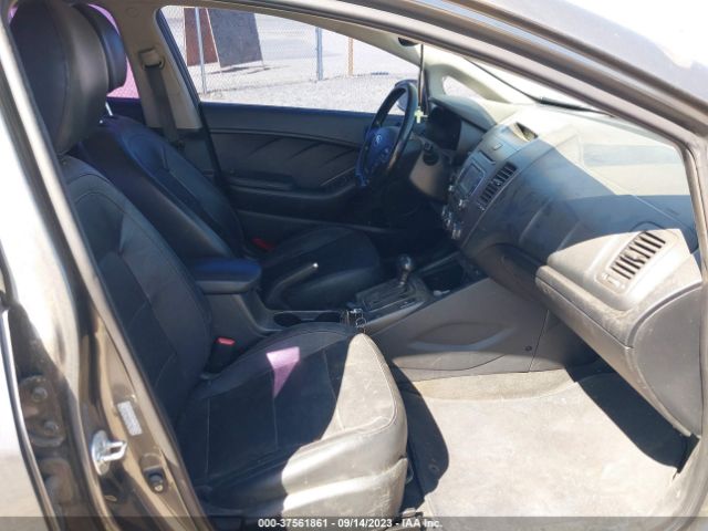 KNAFZ4A83E5104730 KIA FORTE EX
