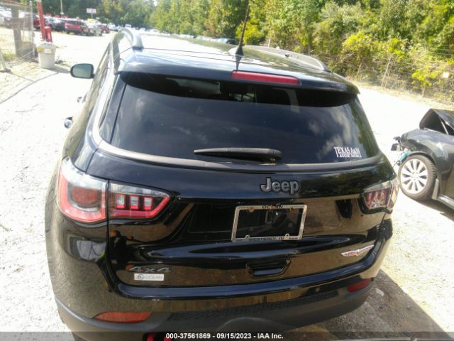 3C4NJDDB3JT270060 Jeep Compass Trailhawk