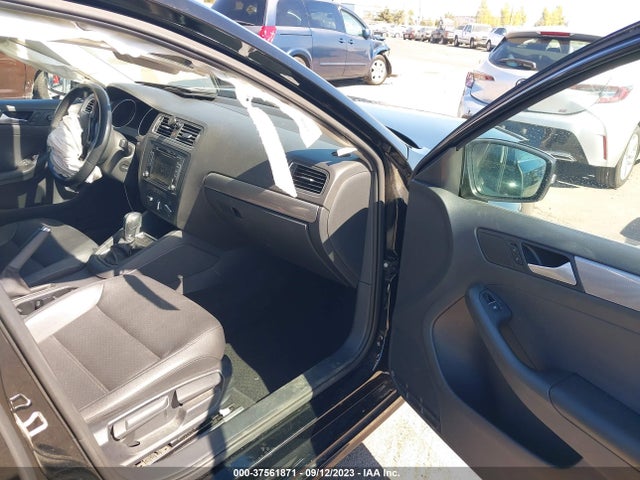 3VWD17AJ5FM264400 Volkswagen Jetta Sedan 1.8t Se W/connectivity