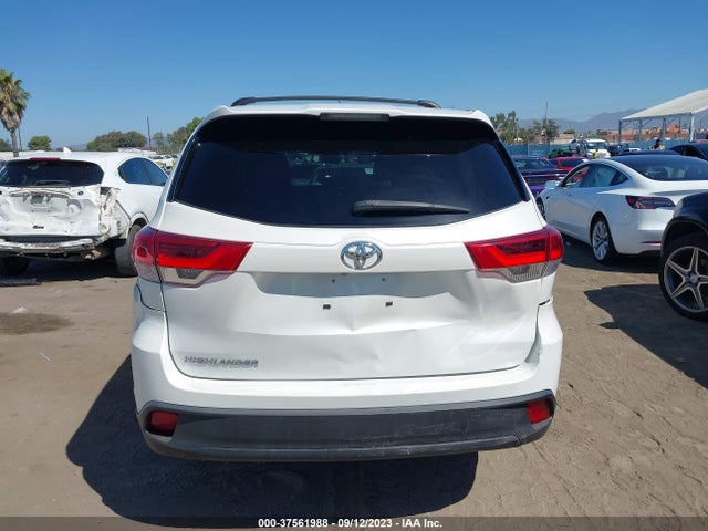 Toyota Highlander Le 2019 5TDZARFH5KS046994 Image 16