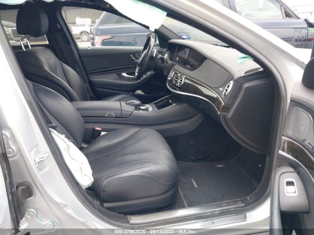 WDDUG8FB4EA045938 Mercedes-Benz S-class S 550