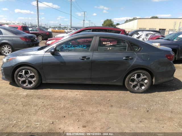 2020 KIA FORTE LXS VIN: 3KPF24AD8LE210158